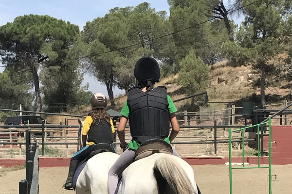 Campus de equitación Masia Can Grau - Hípica